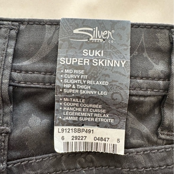 Silver Jeans W30 L31 Super Skinny Floral Brocade Black Mob Wife Embroidered Pant - Picture 5 of 14